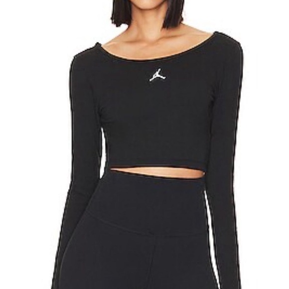 Jordan Black Long Sleeve Crop Top - Picture 1 of 1